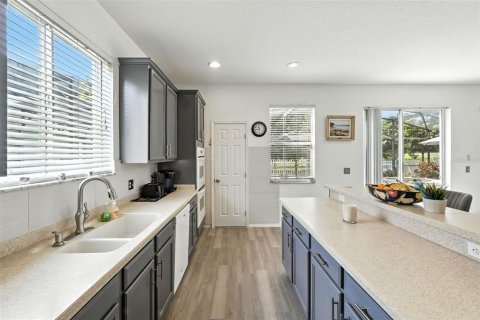Casa en venta en Kissimmee, Florida, 5 dormitorios, 321.44 m2 № 1919238 - foto 22