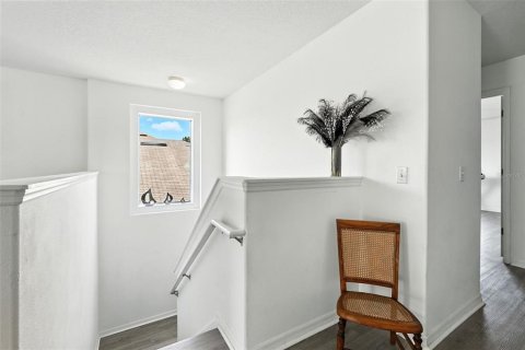 Casa en venta en Kissimmee, Florida, 5 dormitorios, 321.44 m2 № 1919238 - foto 30