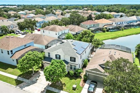 Casa en venta en Kissimmee, Florida, 5 dormitorios, 321.44 m2 № 1919238 - foto 9