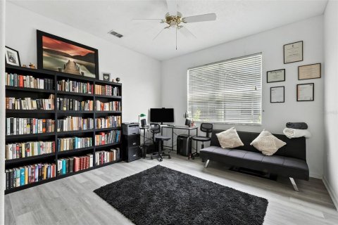 Casa en venta en Kissimmee, Florida, 5 dormitorios, 321.44 m2 № 1919238 - foto 27