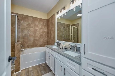 Copropriété à vendre à Davenport, Floride: 4 chambres, 133.5 m2 № 2399367 - photo 15