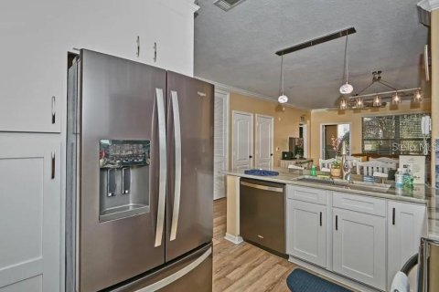 Copropriété à vendre à Davenport, Floride: 4 chambres, 133.5 m2 № 2399367 - photo 7