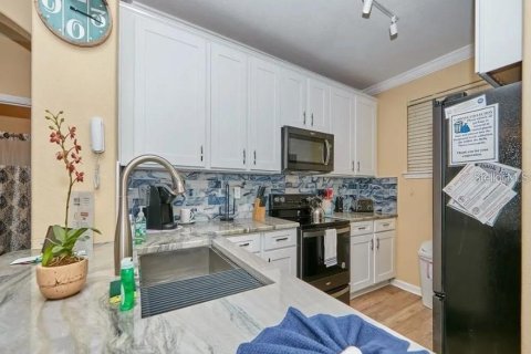 Copropriété à vendre à Davenport, Floride: 4 chambres, 133.5 m2 № 2399367 - photo 9