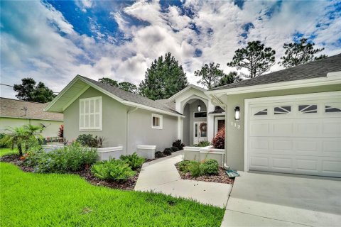 House in Palm Coast, Florida 3 bedrooms, 196.02 sq.m. № 2353228 - photo 4