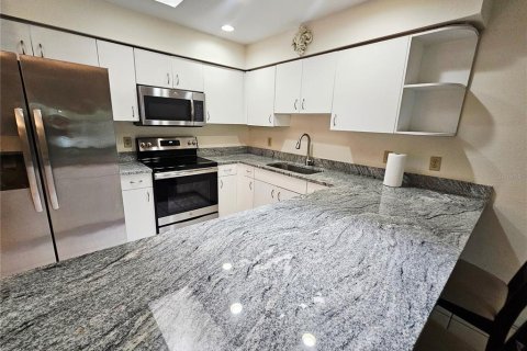 Купить виллу или дом в Тампа, Флорида 4 комнаты, 111.95м2, № 1910819 - фото 4