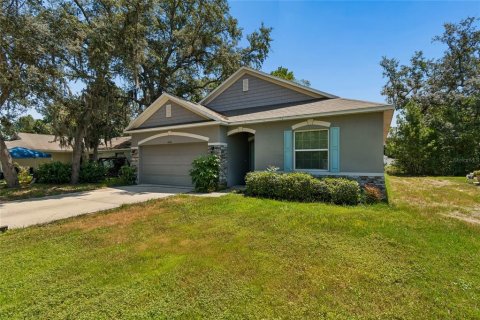 Casa en Spring Hill, Florida 3 dormitorios, 132.39 m2 № 2156859