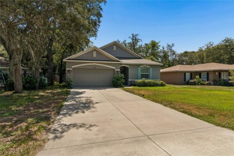 House in Spring Hill, Florida 3 bedrooms, 132.39 sq.m. № 2156859 - photo 5