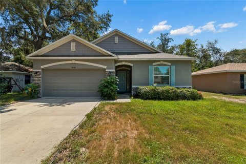 House in Spring Hill, Florida 3 bedrooms, 132.39 sq.m. № 2156859 - photo 3