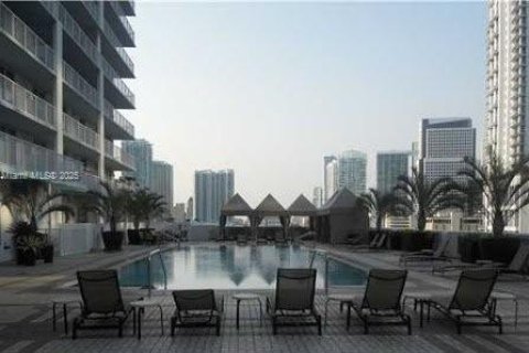 Condo in Miami, Florida, 1 bedroom  № 1814795 - photo 9