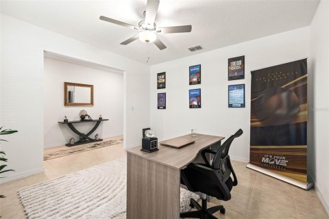 Casa en venta en Zephyrhills, Florida, 4 dormitorios, 240.06 m2 № 1585767 - foto 20