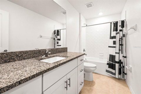Casa en venta en Zephyrhills, Florida, 4 dormitorios, 240.06 m2 № 1585767 - foto 7