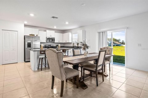 Casa en venta en Zephyrhills, Florida, 4 dormitorios, 240.06 m2 № 1585767 - foto 24