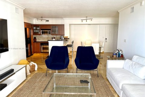 Copropriété à vendre à Hallandale Beach, Floride: 2 chambres, 106.84 m2 № 1921486 - photo 7