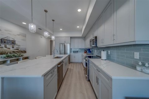 Copropriété à louer à Madeira Beach, Floride: 3 chambres, 172.05 m2 № 1722518 - photo 8
