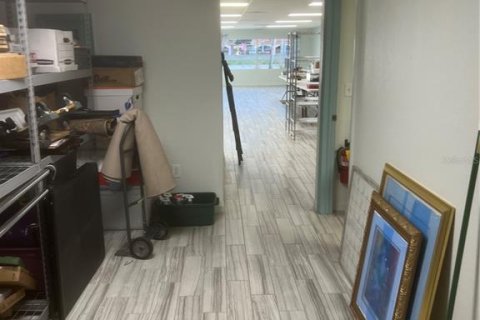 Immobilier commercial à Port Charlotte, Floride 297.29 m2 № 2425893