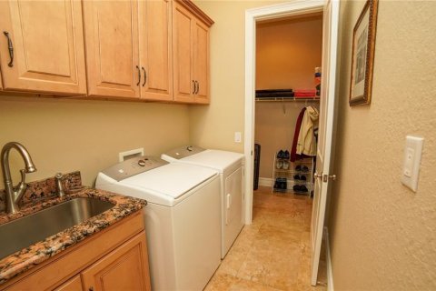 House in Bokeelia, Florida 4 bedrooms, 323.39 sq.m. № 1765457 - photo 26