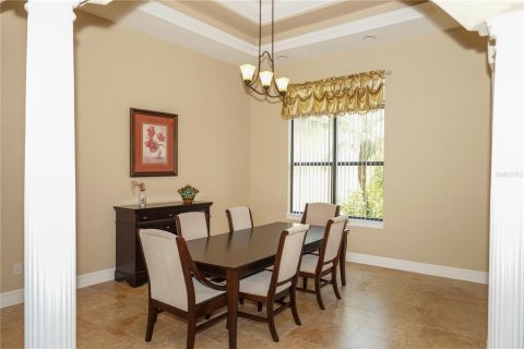 House in Bokeelia, Florida 4 bedrooms, 323.39 sq.m. № 1765457 - photo 11