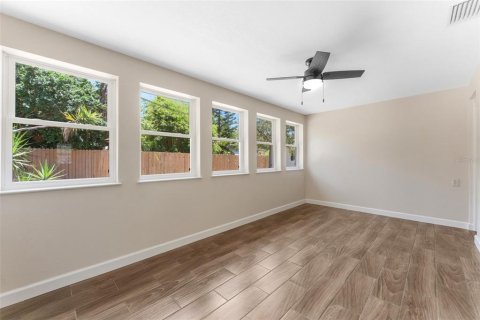 Casa en alquiler en Dunedin, Florida, 2 dormitorios, 149.29 m2 № 1843910 - foto 20