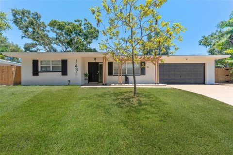 Casa en alquiler en Dunedin, Florida, 2 dormitorios, 149.29 m2 № 1843910 - foto 1