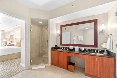 Copropriété à vendre à Sunny Isles Beach, Floride: 1 chambre, 94.85 m2 № 1875264 - photo 19