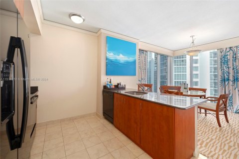 Copropriété à vendre à Sunny Isles Beach, Floride: 1 chambre, 94.85 m2 № 1875264 - photo 7