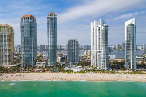 Copropriété à vendre à Sunny Isles Beach, Floride: 1 chambre, 94.85 m2 № 1875264 - photo 3