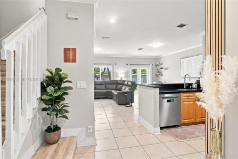 Touwnhouse à vendre à Plantation, Floride: 3 chambres, 157 m2 № 2392012 - photo 7