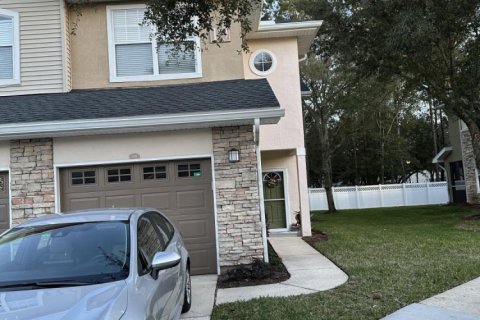Condominio en venta en Orange Park, Florida, 3 dormitorios, 163.51 m2 № 885681 - foto 1