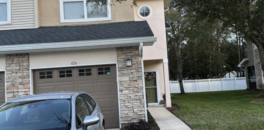 Condominio en Orange Park, Florida, 3 dormitorios  № 885681