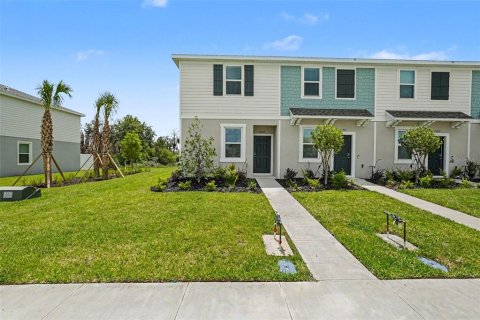 Townhouse in Parrish, Florida 2 bedrooms, 111.95 sq.m. № 2207529