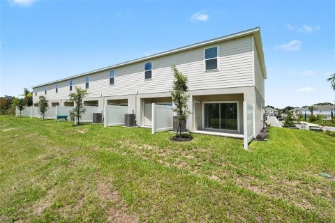 Townhouse in Parrish, Florida 2 bedrooms, 111.95 sq.m. № 2207529 - photo 27