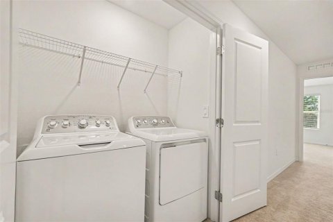 Townhouse in Parrish, Florida 2 bedrooms, 111.95 sq.m. № 2207529 - photo 26