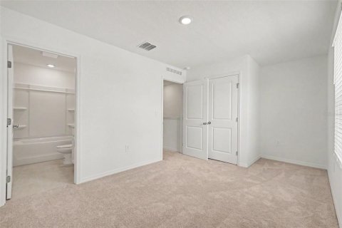 Townhouse in Parrish, Florida 2 bedrooms, 111.95 sq.m. № 2207529 - photo 24
