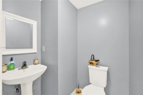 Copropriété à vendre à Homestead, Floride: 2 chambres, 127.28 m2 № 1941716 - photo 17