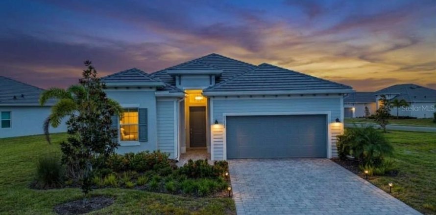 Villa ou maison à WELLEN PARK à Venice, Floride 4 chambres, 209.22 m2 № 2400233