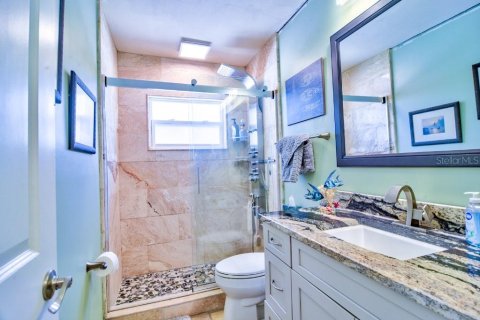 House in Saint Petersburg, Florida 2 bedrooms, 86.21 sq.m. № 1781382 - photo 5