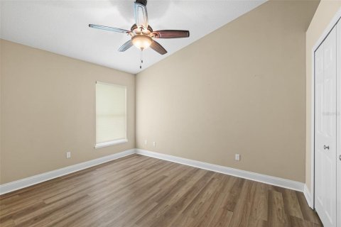 House in Port Orange, Florida 4 bedrooms, 207.08 sq.m. № 1654095 - photo 19