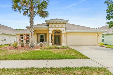 House in Port Orange, Florida 4 bedrooms, 207.08 sq.m. № 1654095 - photo 1