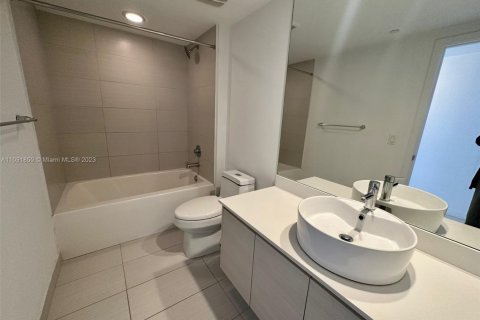 Condominio en venta en Miami, Florida, 2 dormitorios, 109.9 m2 № 4109 - foto 11