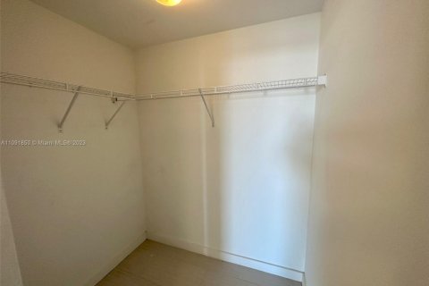 Condominio en venta en Miami, Florida, 2 dormitorios, 109.9 m2 № 4109 - foto 8