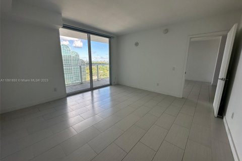 Condominio en venta en Miami, Florida, 2 dormitorios, 109.9 m2 № 4109 - foto 6