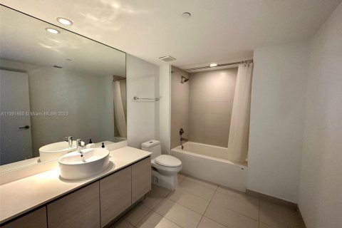 Condominio en venta en Miami, Florida, 2 dormitorios, 109.9 m2 № 4109 - foto 7