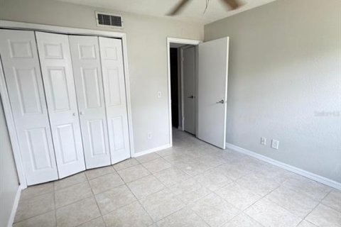 Appartement à louer à Tampa, Floride: 1 chambre, 59.83 m2 № 2156380 - photo 4