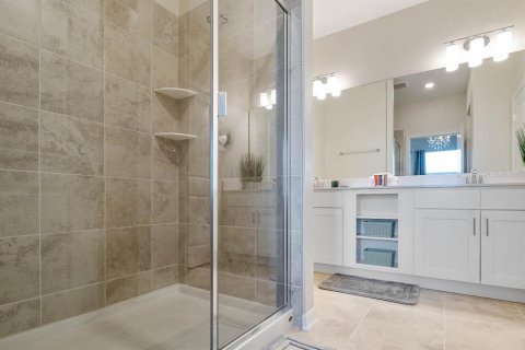 Купить кондоминиум в Киссимми, Флорида 6 комнат, 115.94м2, № 1279941 - фото 16