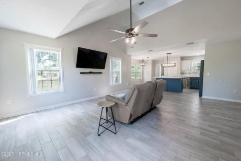 House in Lake Butler, Florida 3 bedrooms, 182.55 sq.m. № 1675323 - photo 9