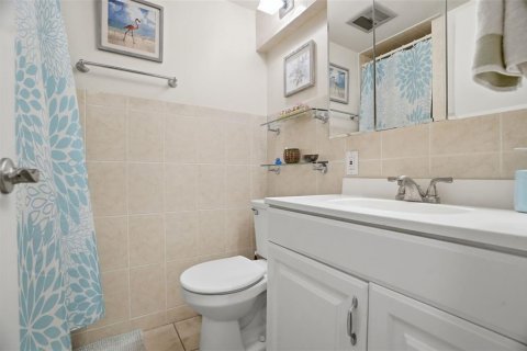 Купить кондоминиум в Нью-Порт-Ричи, Флорида 5 комнат, 102.56м2, № 2208399 - фото 30