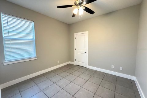 Villa ou maison à vendre à Kissimmee, Floride: 4 chambres, 151.06 m2 № 1893801 - photo 6