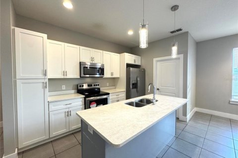Villa ou maison à vendre à Kissimmee, Floride: 4 chambres, 151.06 m2 № 1893801 - photo 15