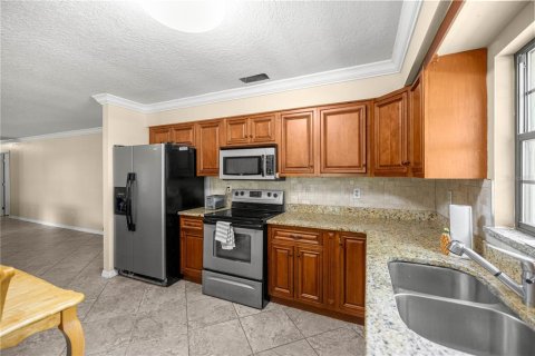 House in Belleview, Florida 3 bedrooms, 132.85 sq.m. № 1898725 - photo 22