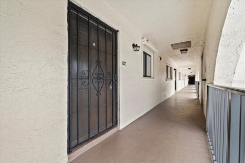 Copropriété à vendre à Cape Canaveral, Floride: 2 chambres, 103.68 m2 № 2101777 - photo 7